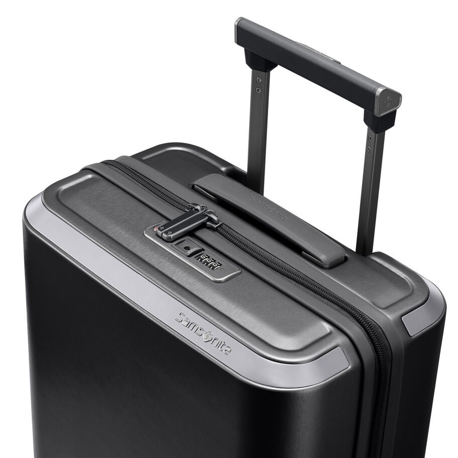 Samsonite Evoa Z Spinner Carry-On&trade; in the color Black. image number 6
